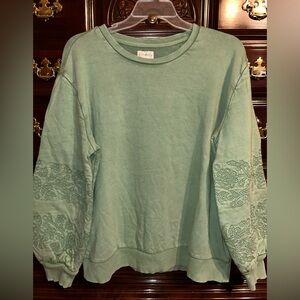 Wonderly Light Green Sweatshirt, Size XL, NWT